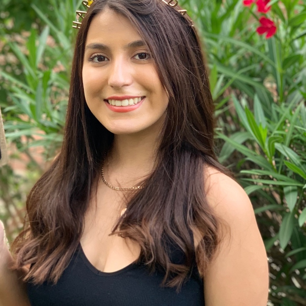 Meet your Posher, Stephanie